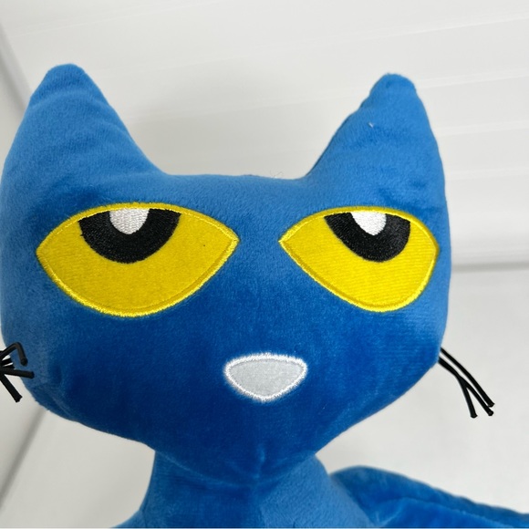 Kohl's Pete the Cat by James Dean plush animal - Picture 3 of 7